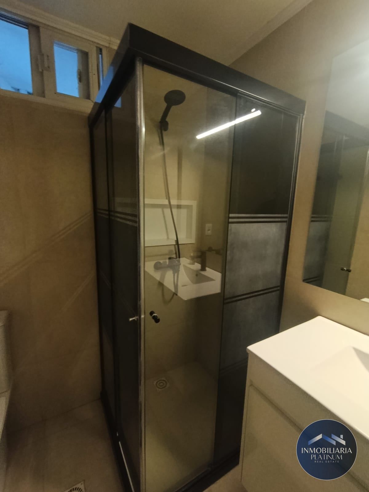Apartamento en alquiler de 2 dormitorios en Centro · Foto 1