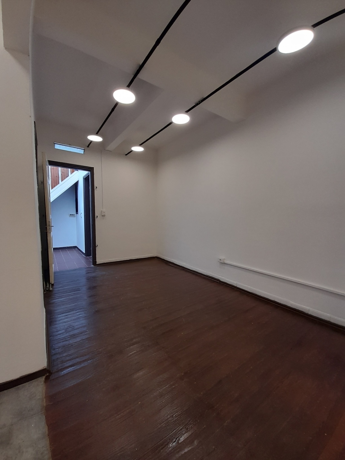 Alquiler de Local Comercial ubicado en Goes de 82m2, Barrio de Los Judíos · Foto 10