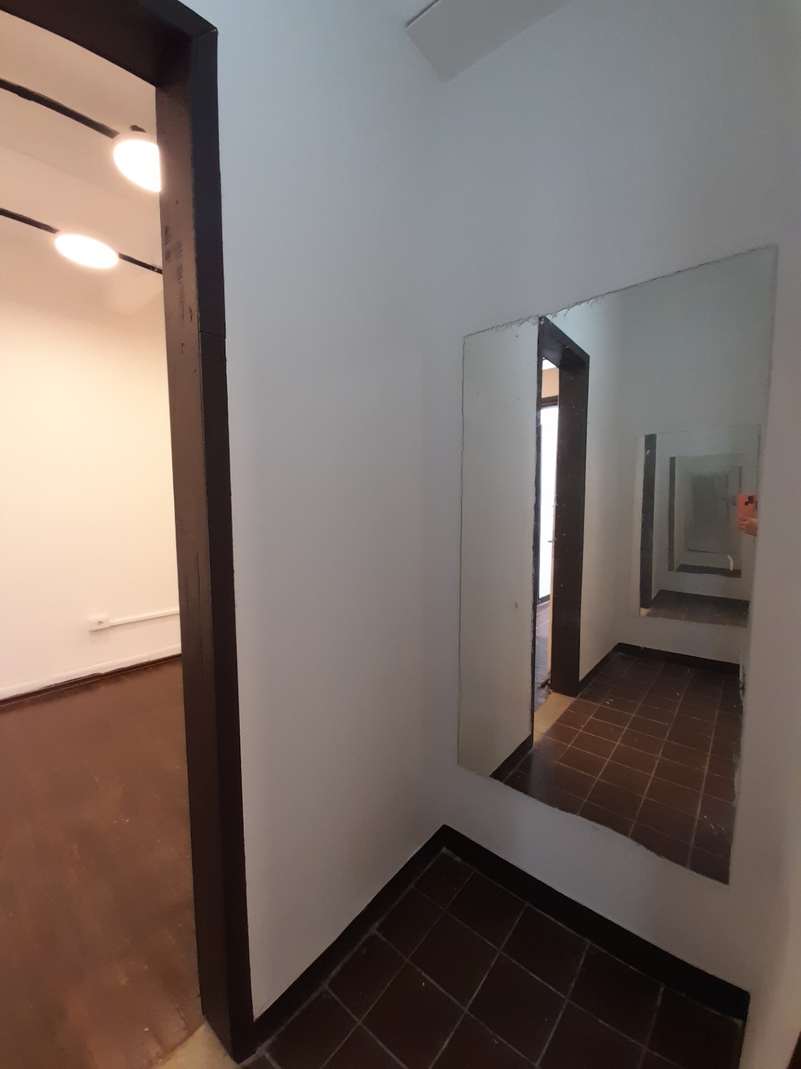 Alquiler de Local Comercial ubicado en Goes de 82m2, Barrio de Los Judíos · Foto 4