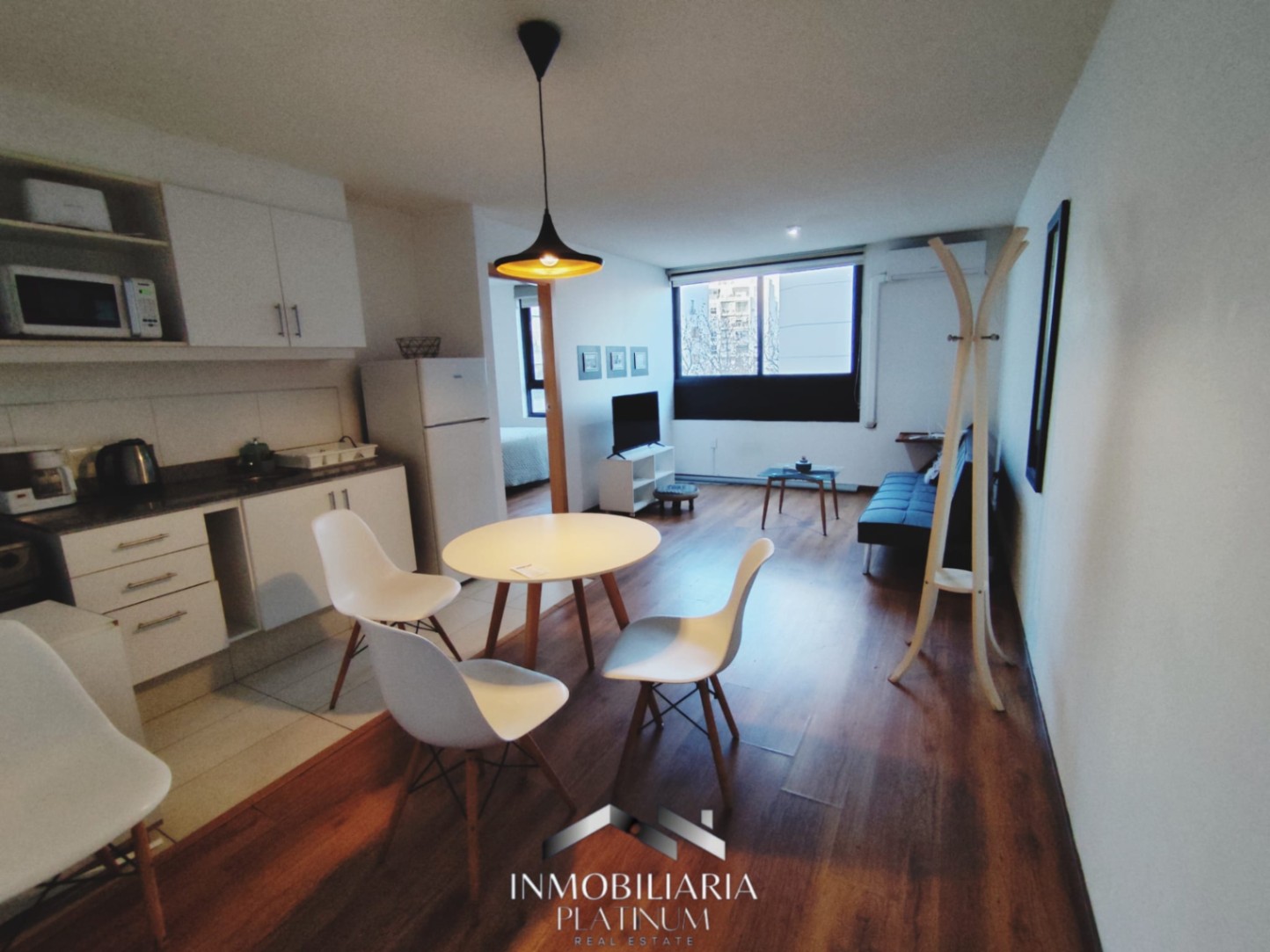 Alquilo apartamento completamente amoblado, Cordón Sur
