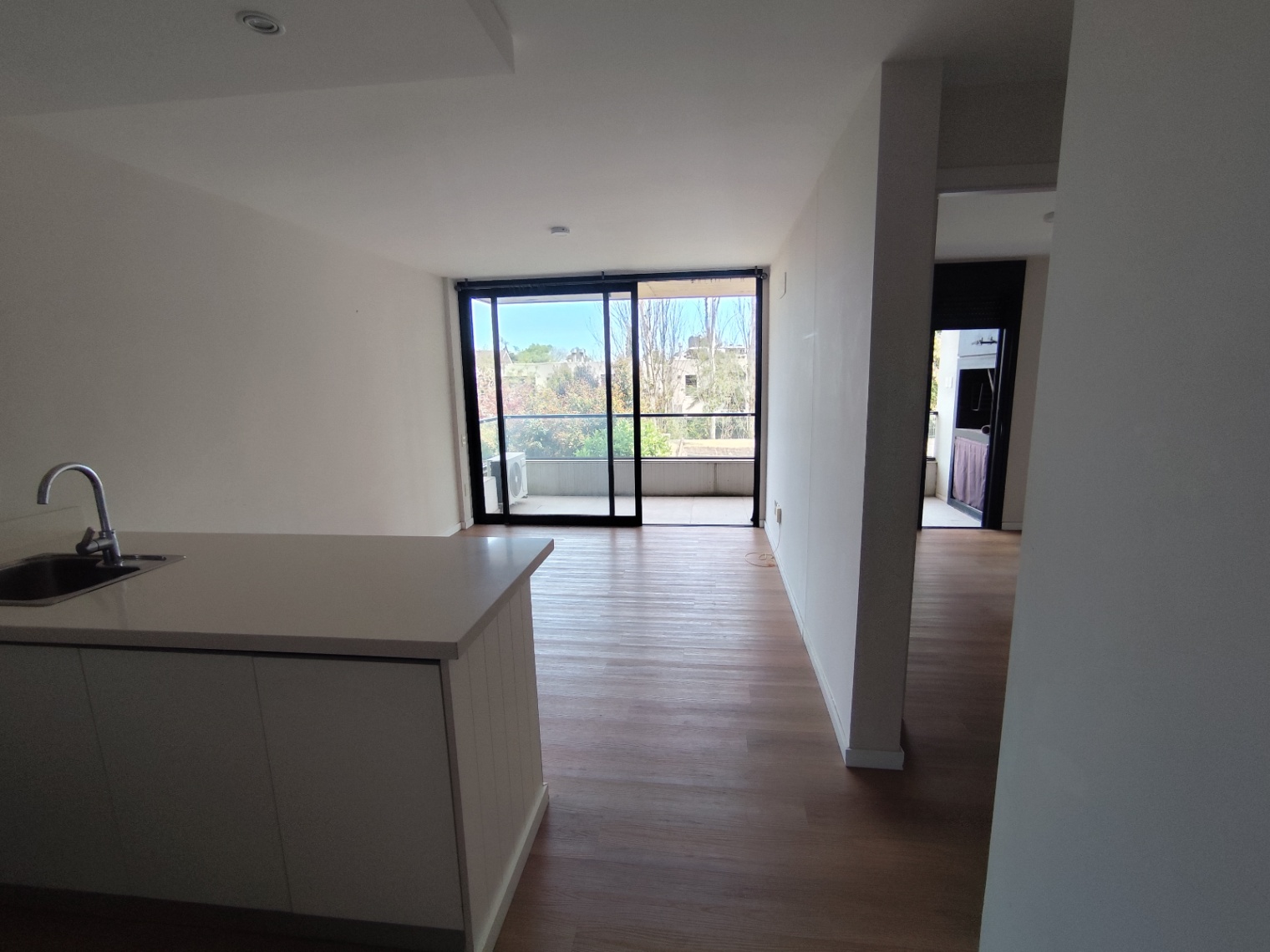 Apartamento en alquiler 1 dormitorio c/ cochera en Parque Miramar · Foto 2