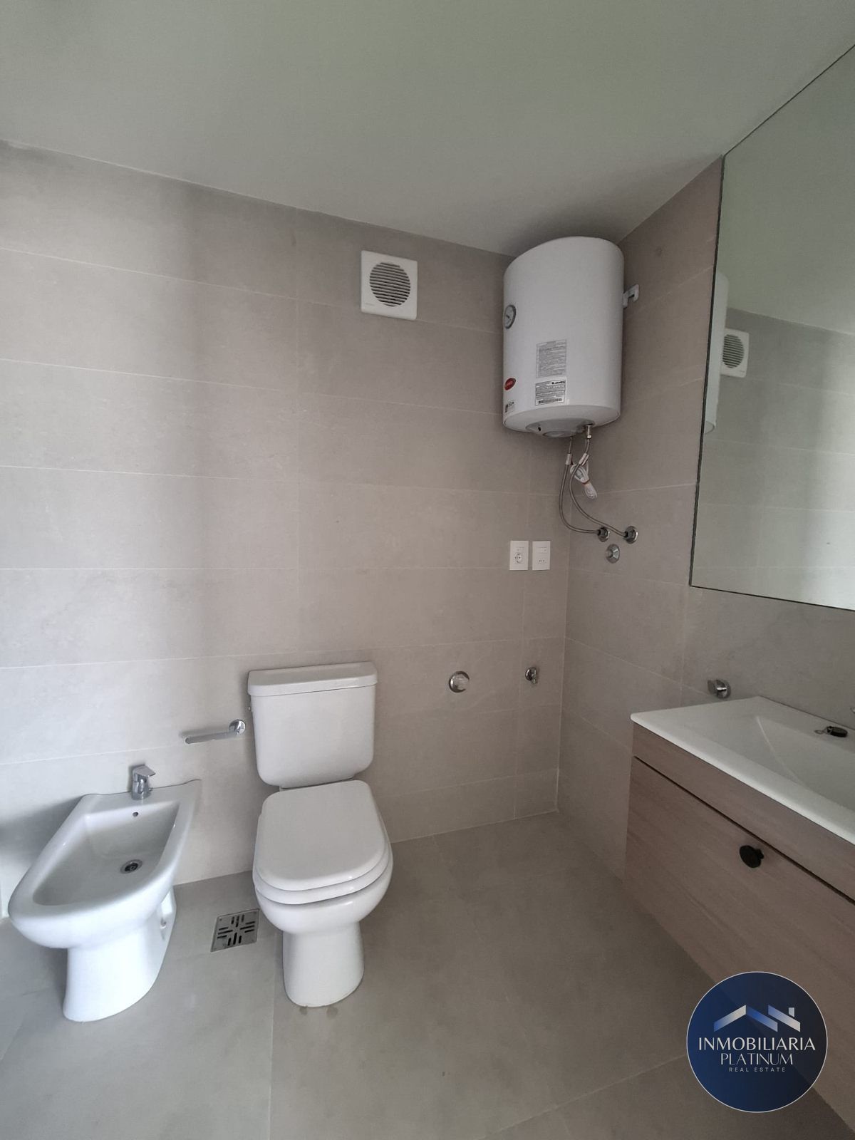 Apartamento en alquiler en Tres Cruces 1dorm. · Foto 9