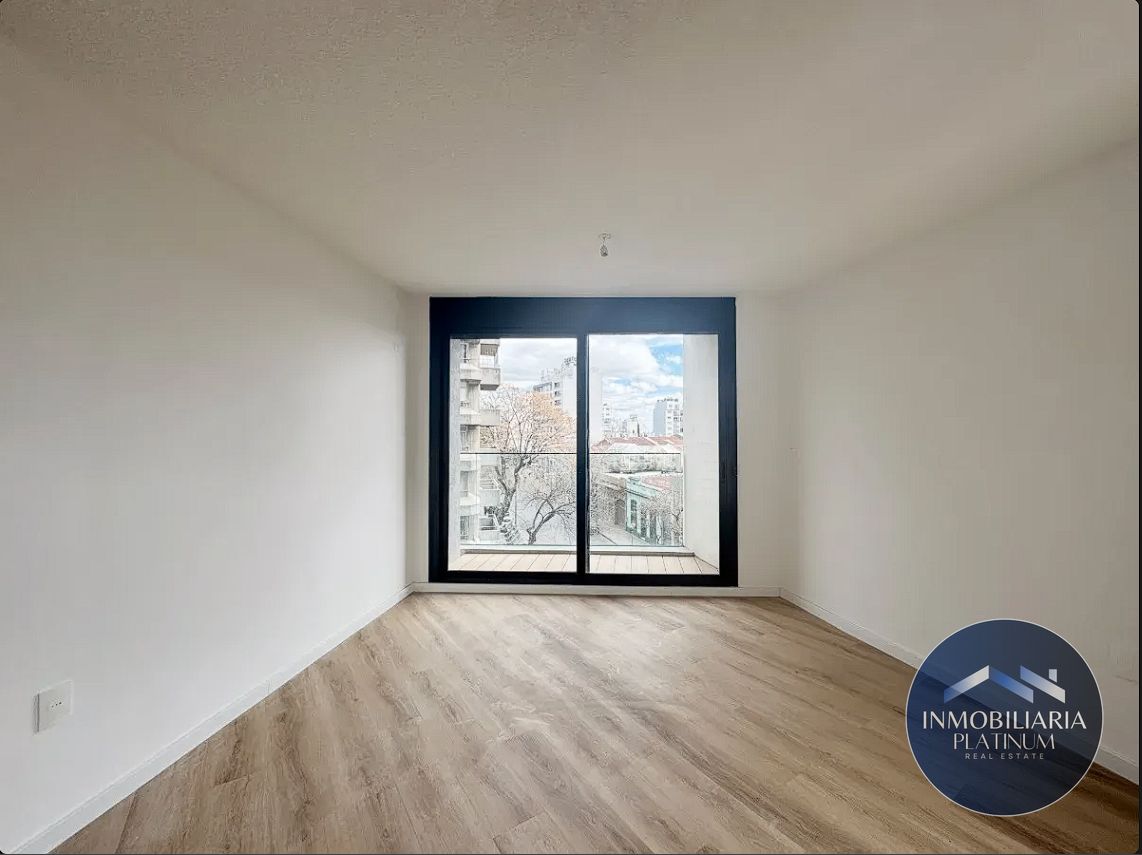 Alquiler Apartamento 2 dormitorios, Tres Cruces · Foto 1
