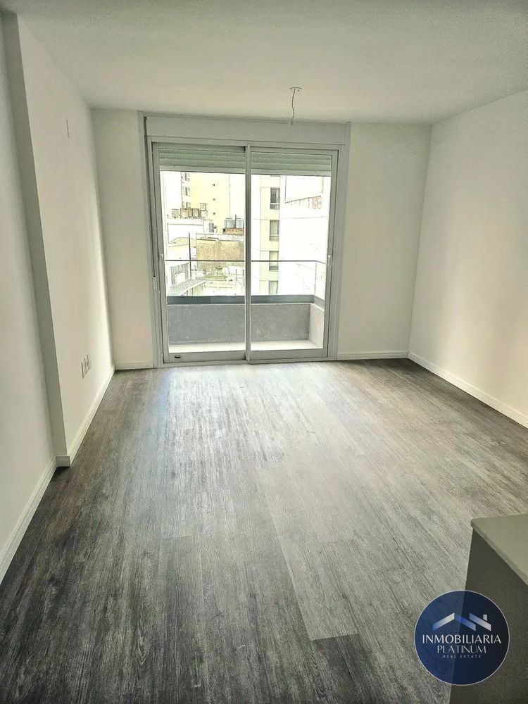 Apartamento en alquiler en Tres Cruces · Foto 1