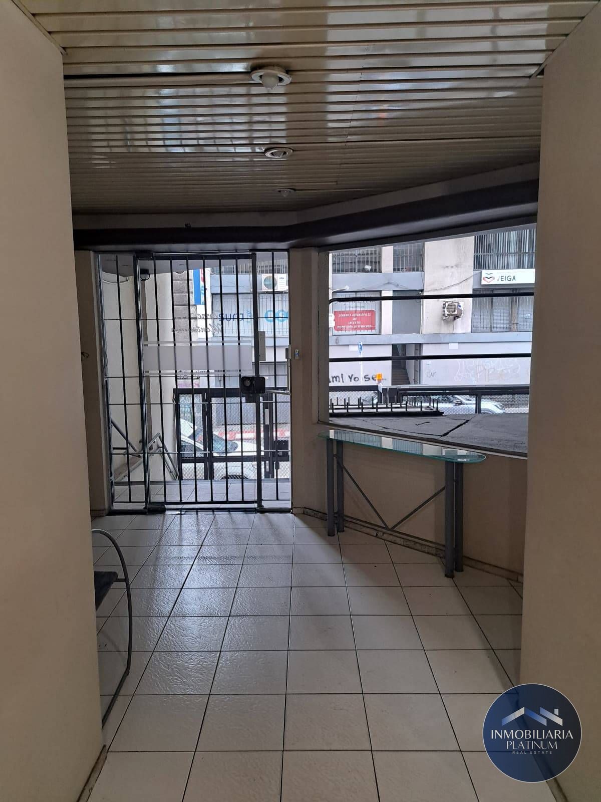 Monoambiente en venta Cordón
