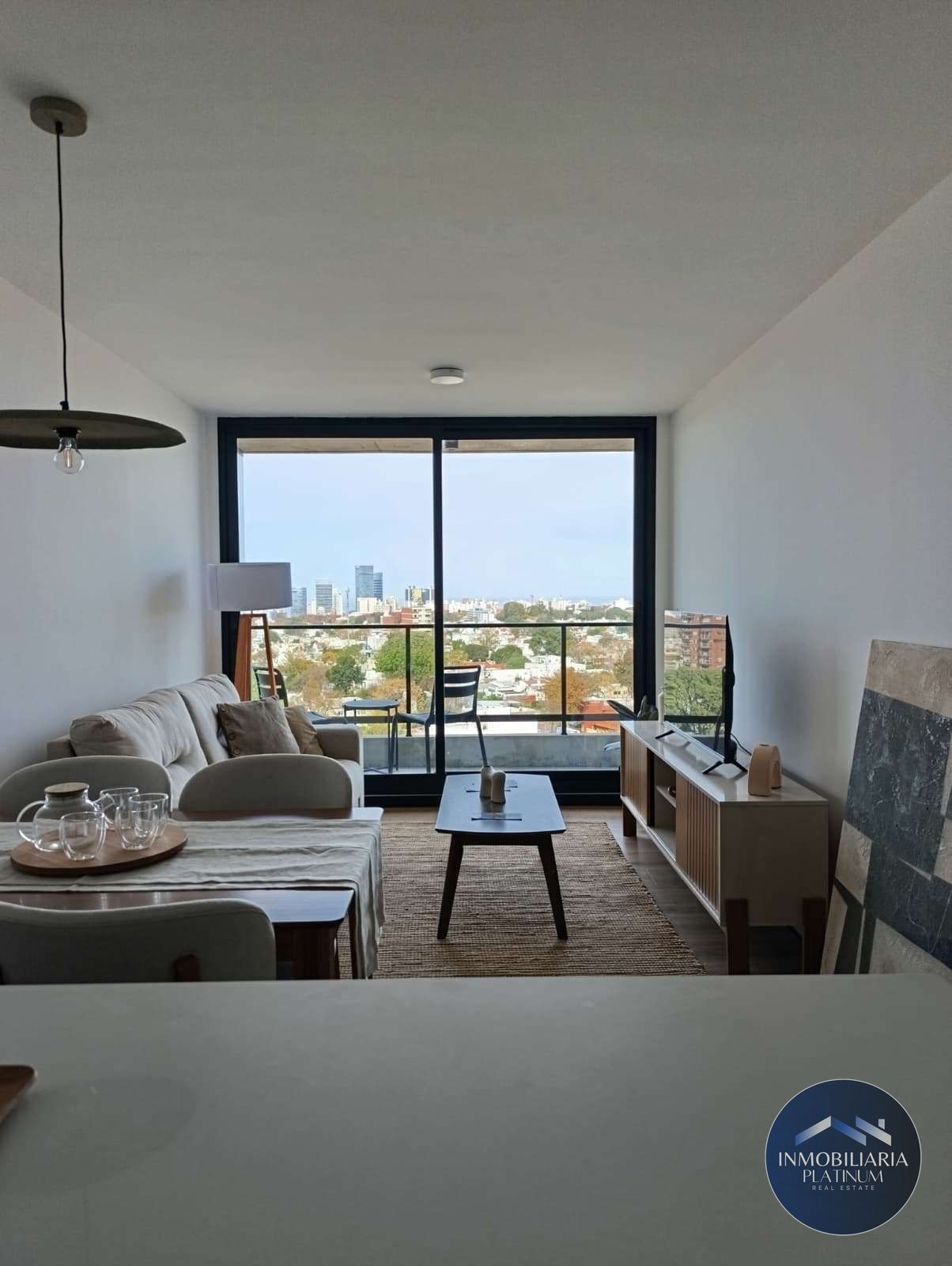 Alquiler de Apartamento de 1 Dormitorio con cochera a estrenar en Parque Batlle