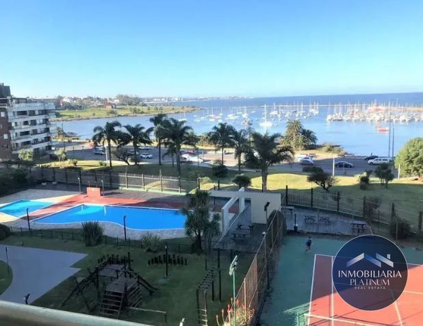 Apartamento en alquiler c/ cochera en Puerto Buceo · Foto 10