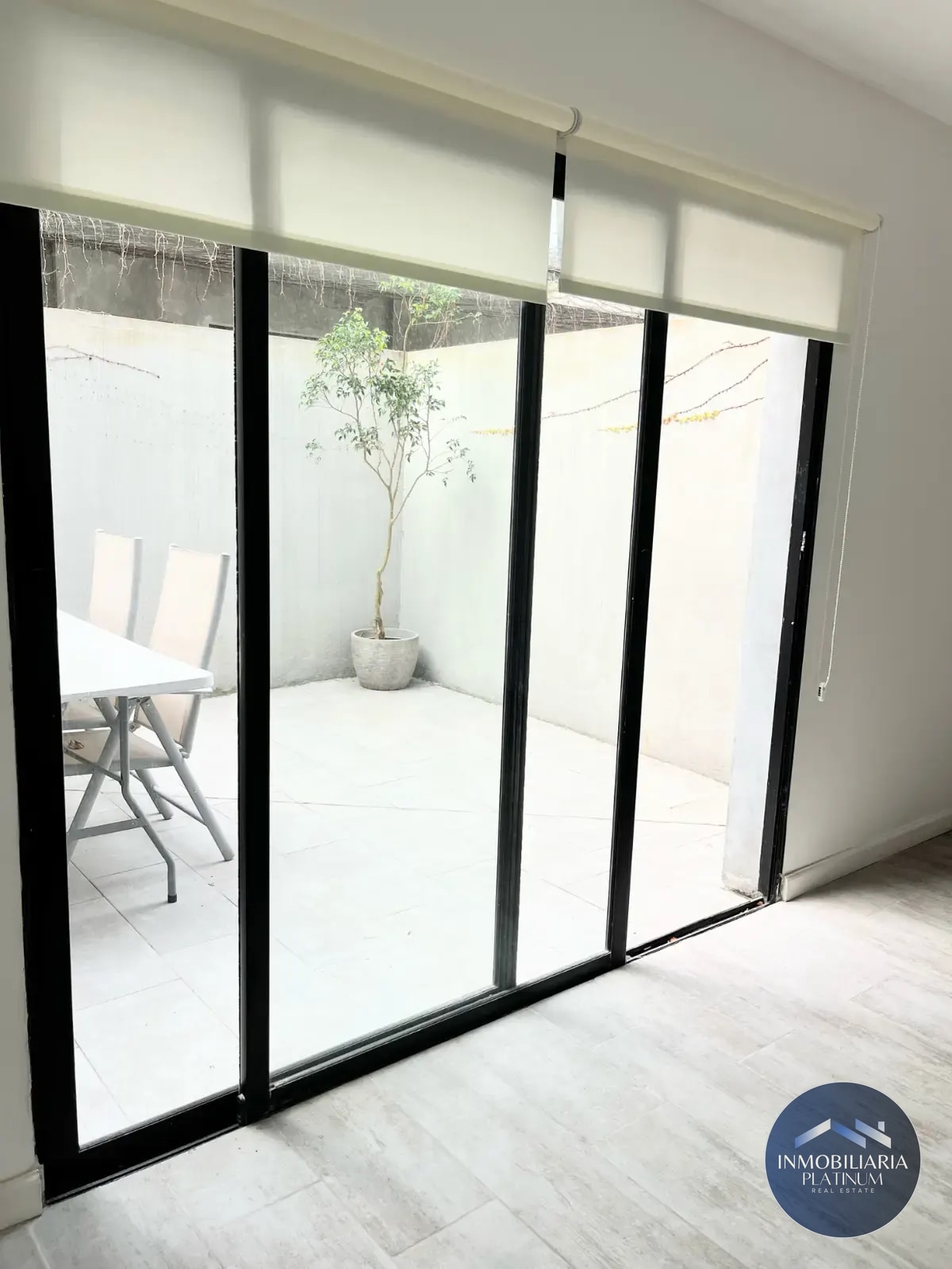 Apartamento en alquiler c/ cochera en Punta Carretas · Foto 2