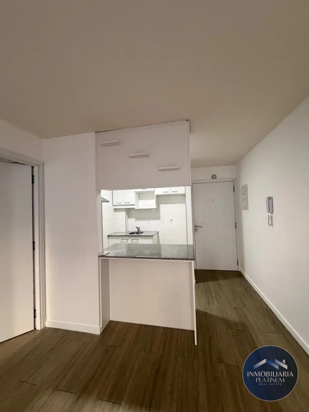 Apartamento en alquiler en Bella Vista · Foto 11