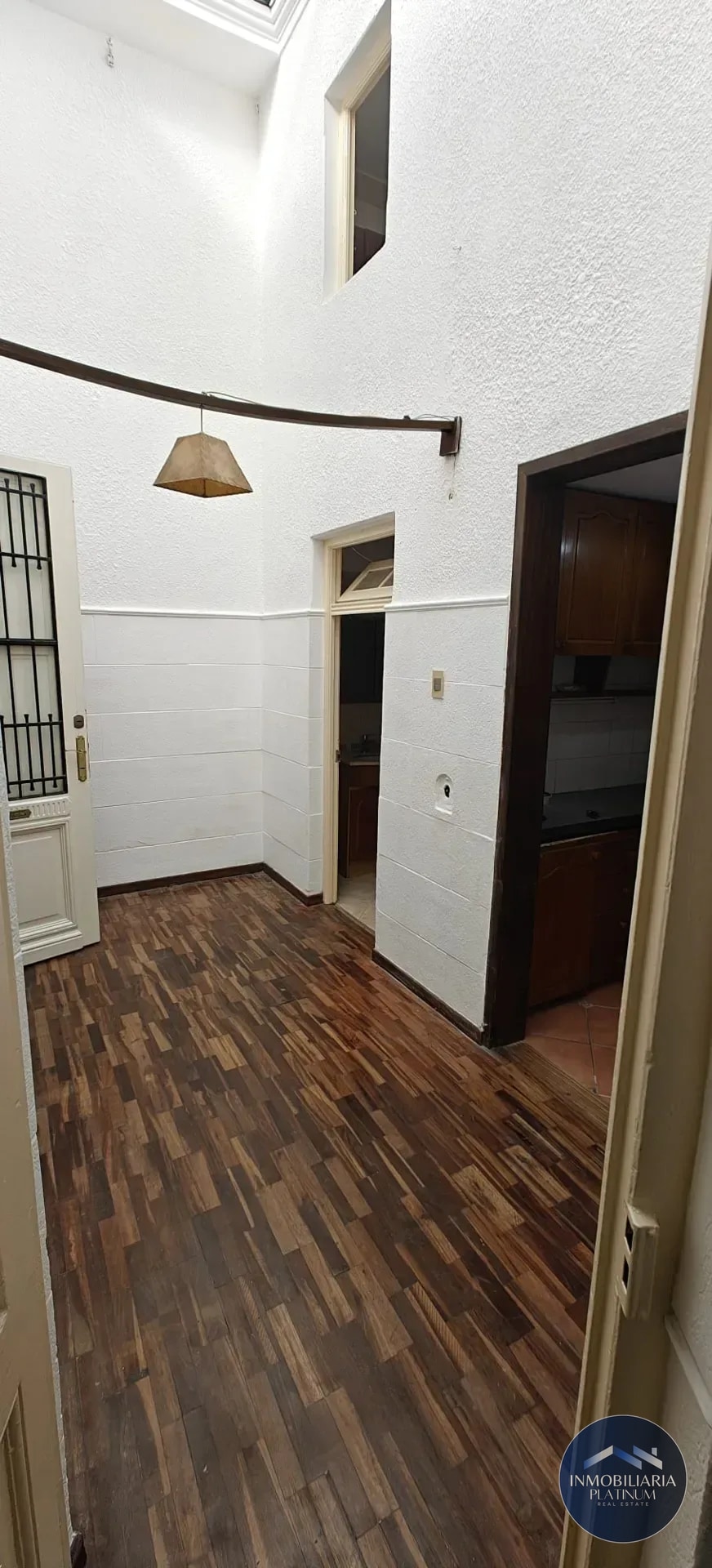 Apto 1 Dormitorio + Altillo en Alquiler | Tres Cruces | Luminoso · Foto 1