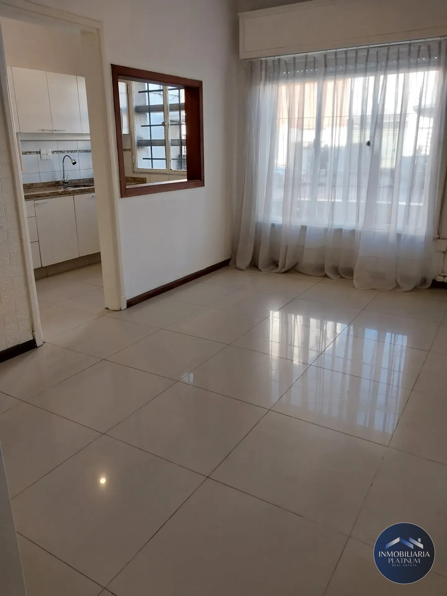 Apartamento en alquiler c/ cochera en La Blanqueada · Foto 2