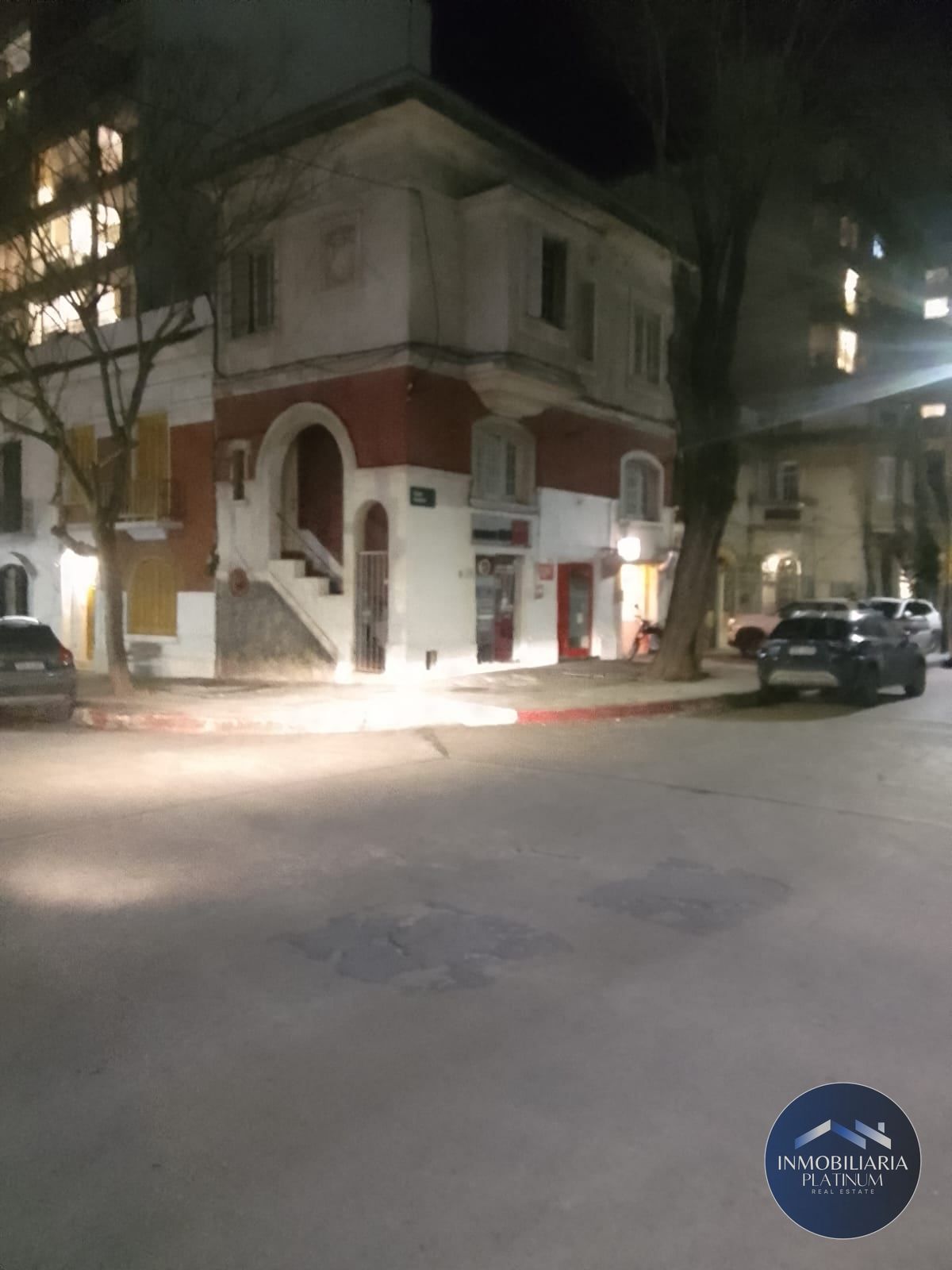Alquiler de local comercial en Pocitos · Foto 4