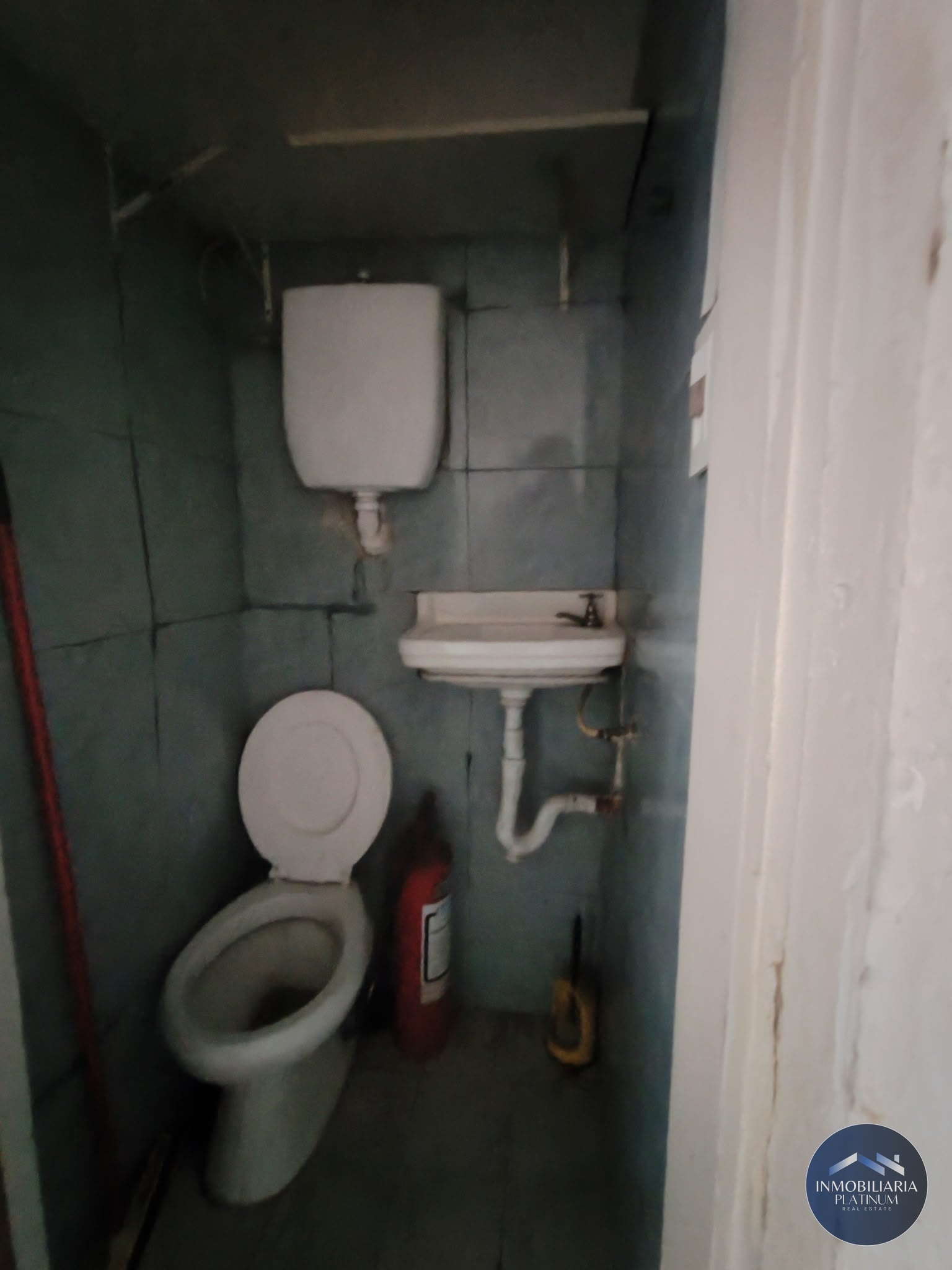 Alquiler de local comercial en Pocitos · Foto 9