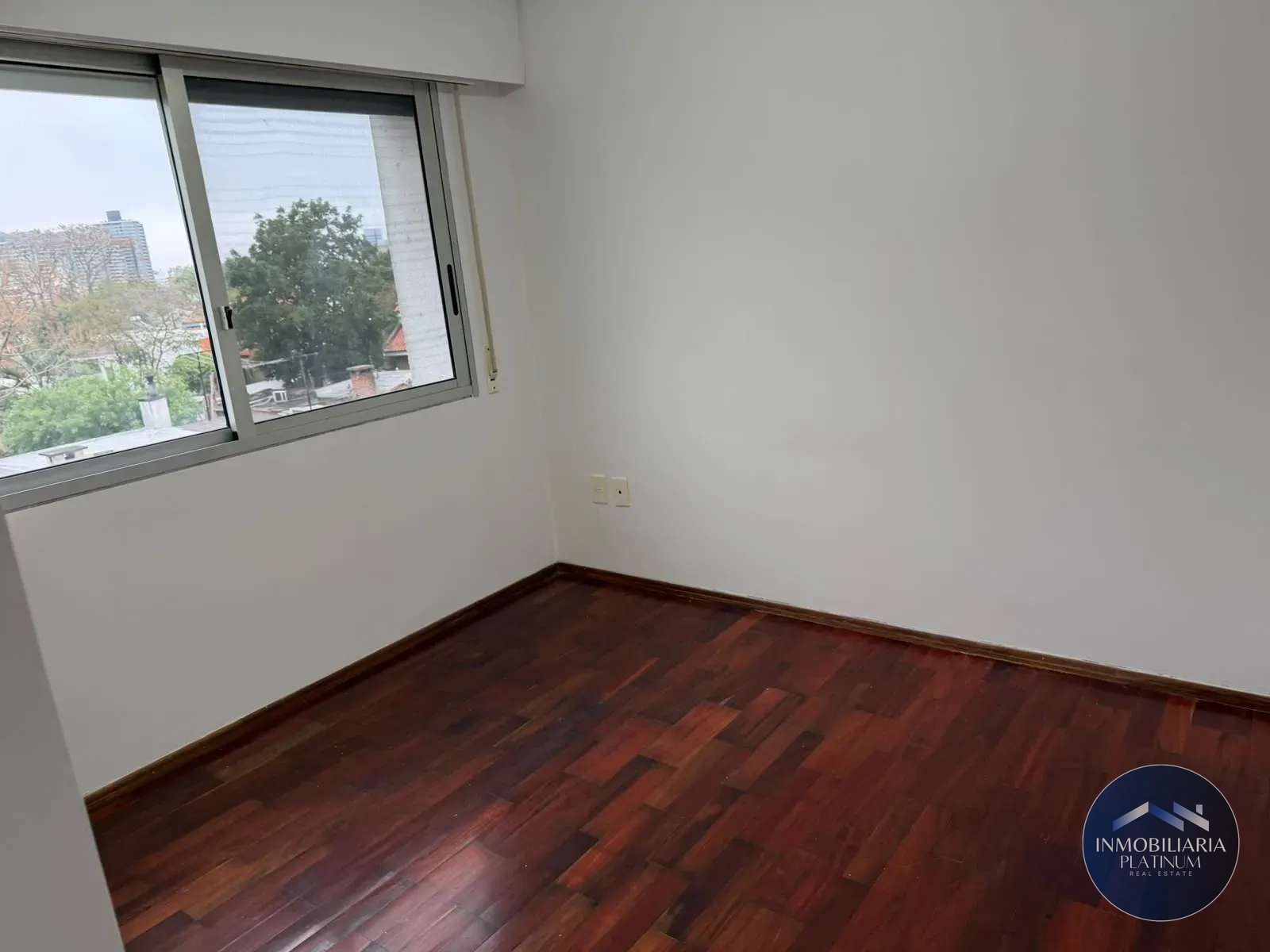 Apartamento en alquiler c/ cochera en Buceo · Foto 4