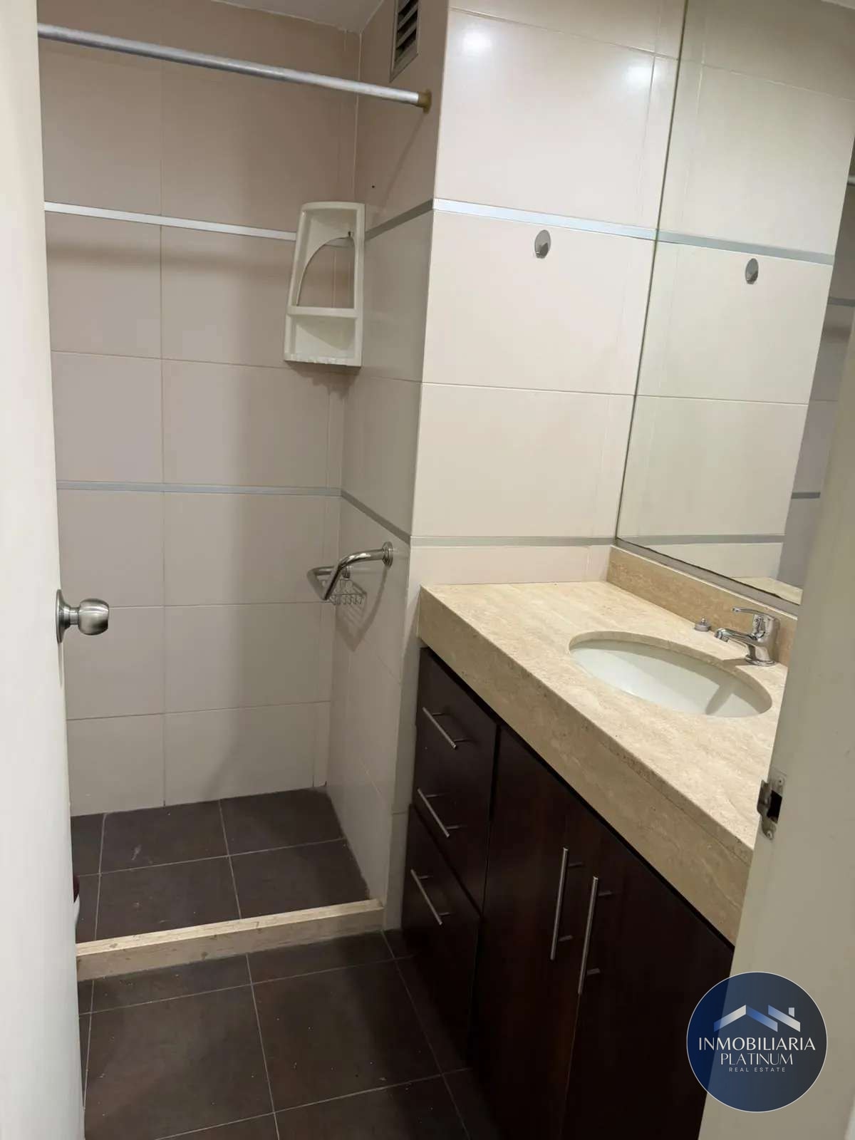 Apartamento en alquiler c/ cochera en Buceo · Foto 8