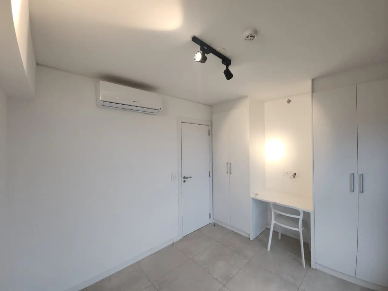 Departamento 2 dormitorios Ed. Feel en alquiler — foto 2