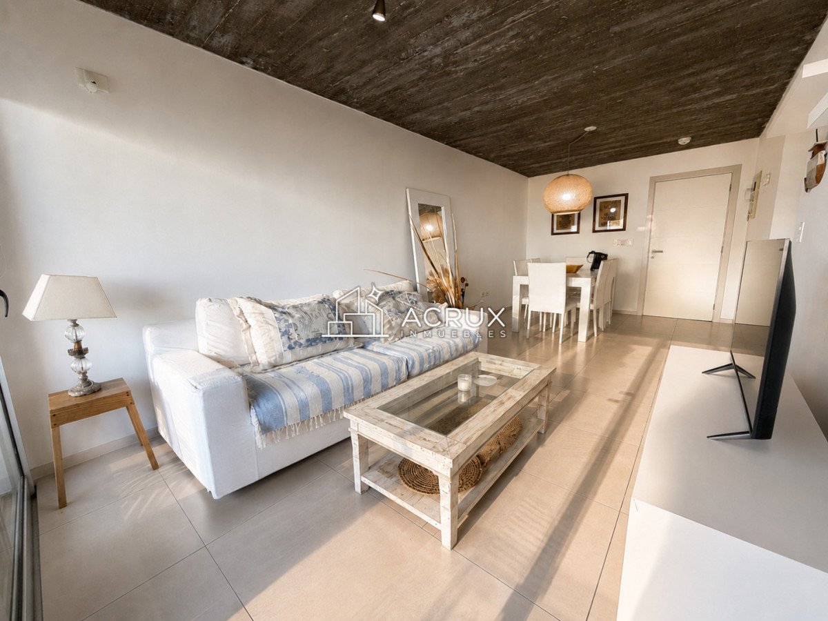 Apartamento de 2 dormitorios con parrillero propio, en venta en Aidy Grill