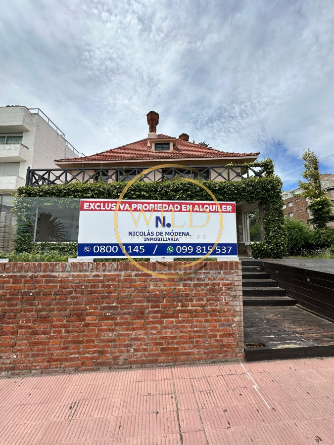 Casa de gran tamaño ubicada a pasos del Mar · Photo 6