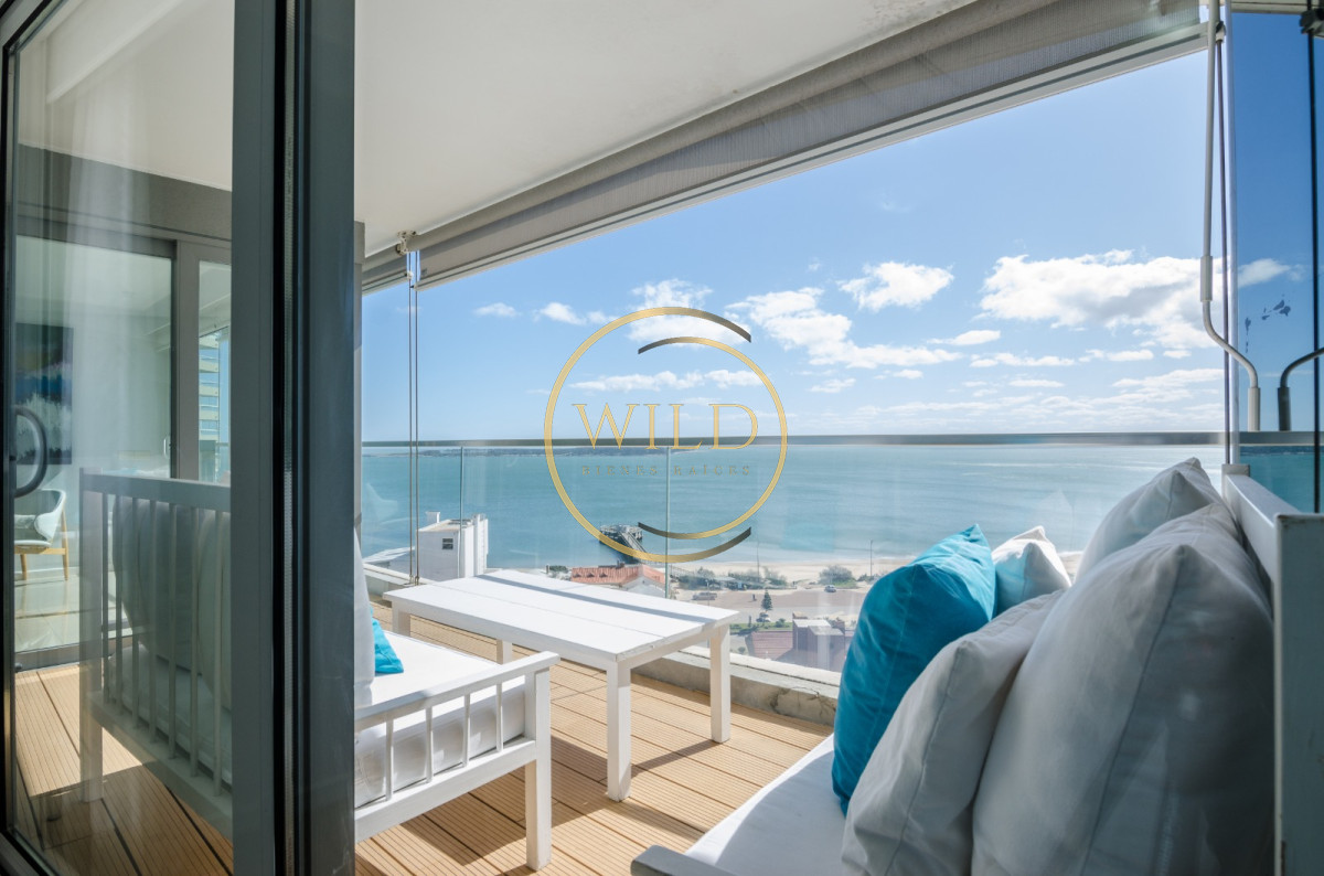 Apartamento en Venta y Alquiler, Mansa, Punta del Este, 3 Dormitorios. · Foto 2