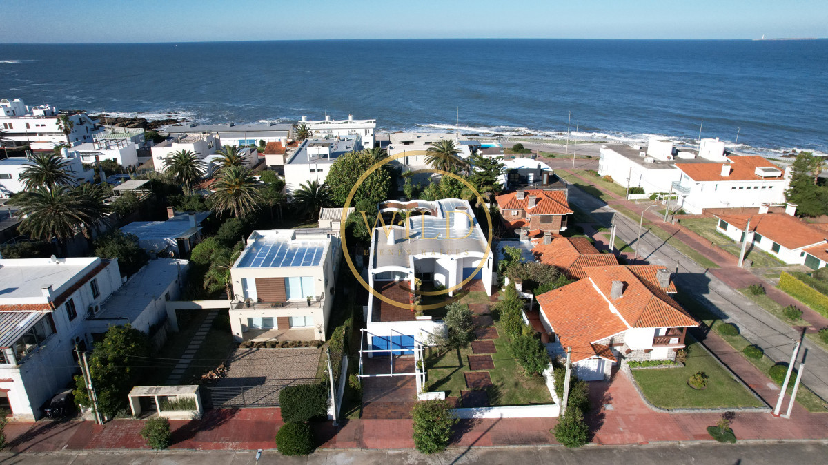 Hermosa casa en venta en zona de la península.