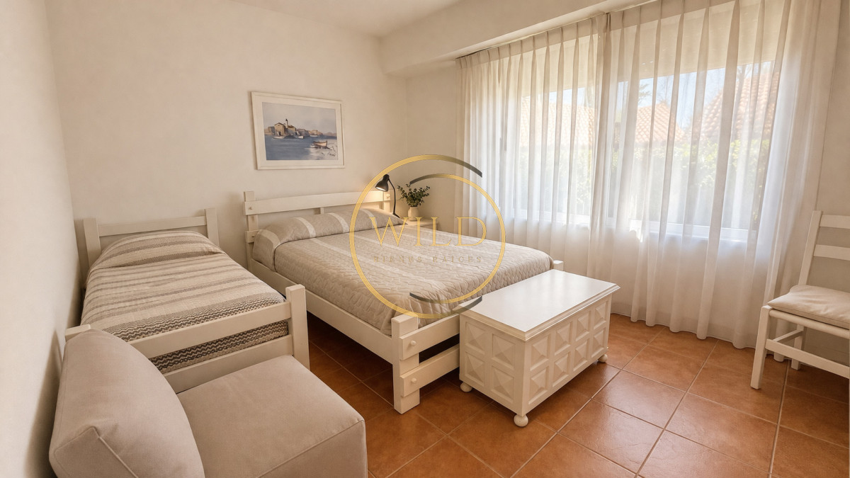 Casa a pasos del mar en Playa Mansa · Foto 3