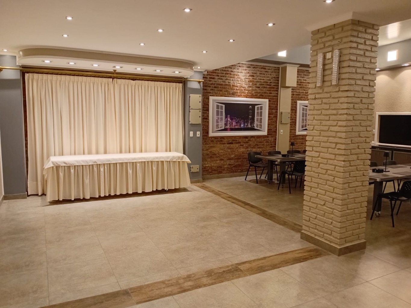 Alquiler de Espectacular local 700m2 para usos múltiples · Foto 5