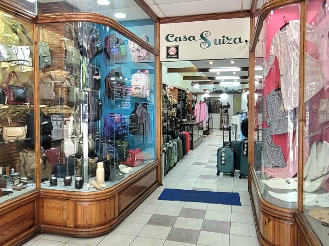 ALQUILER LOCAL COMERCIAL CORDÓN  18 de JULIO, 164m2 EXCELENTE ESTADO