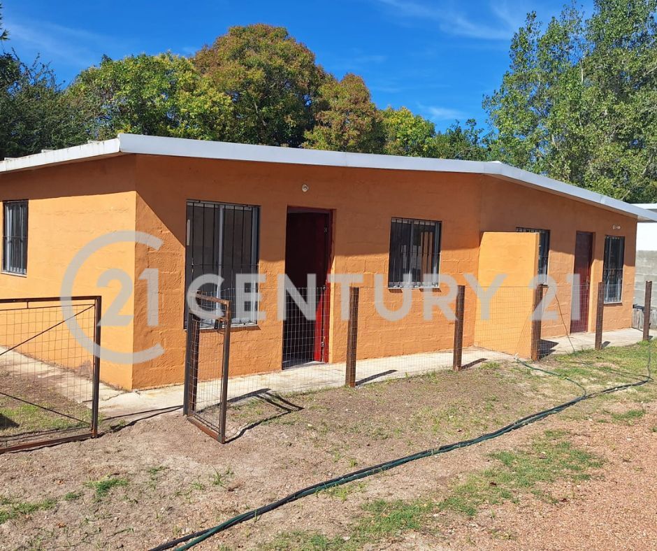 Alquiler de Casas a Estrenar en Manga  2 Dorm. Predio Cerrado, Cochera y Patio
