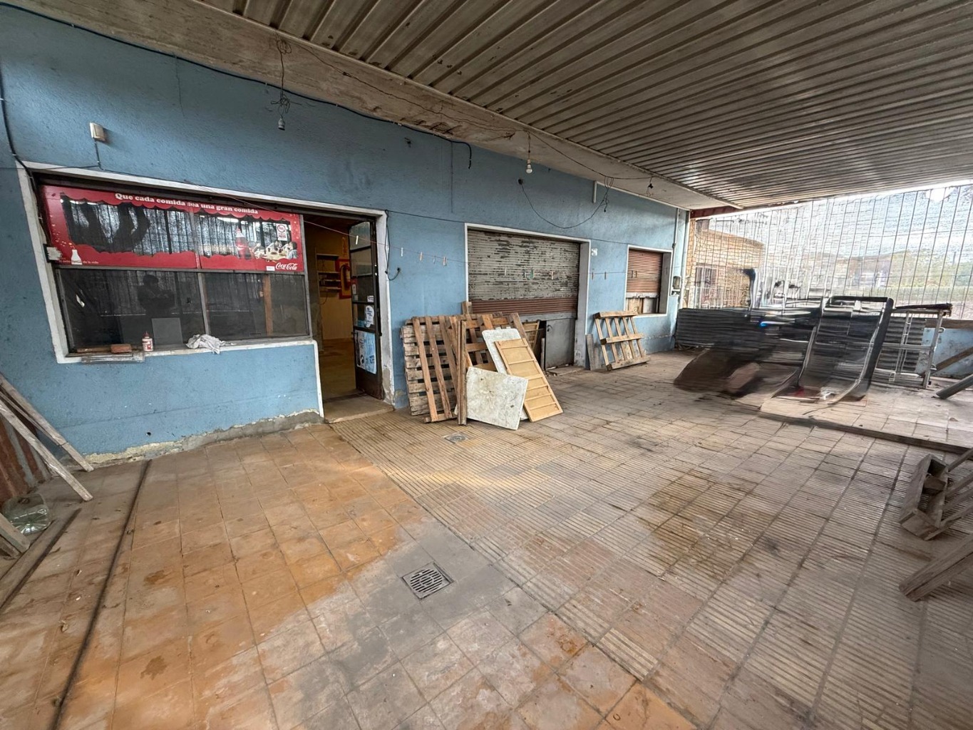 Alquiler amplio local Comercial al frente en Las Acacias 92 m2 · Foto 9