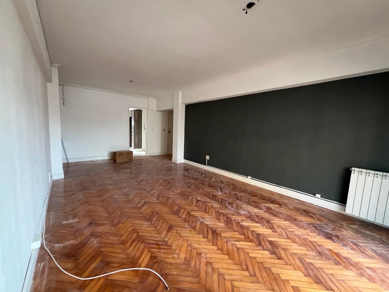 Alquiler Apartamento 3 Dormitorios | 2 baños | Reciclado a nuevo | Centro · Foto 2