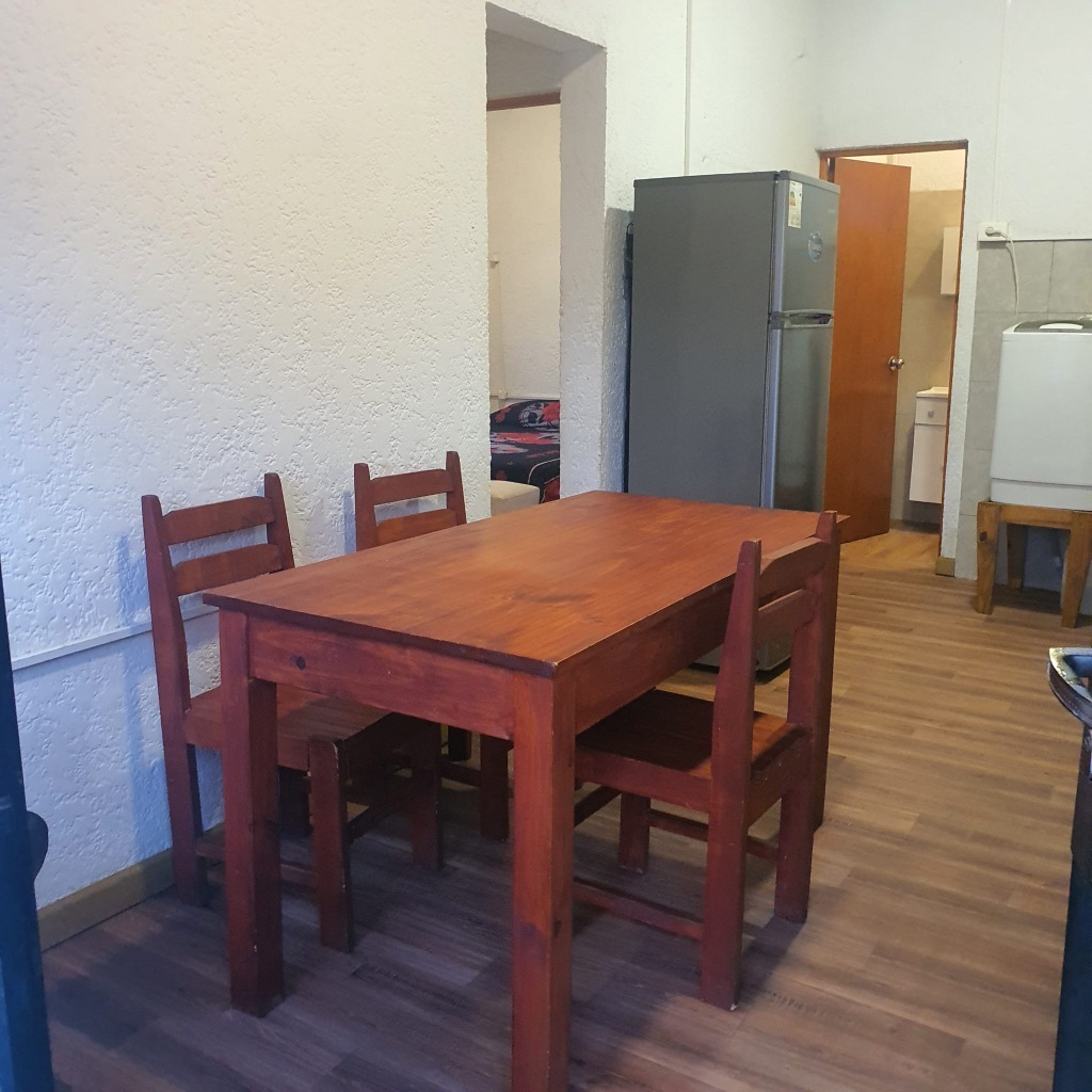 Alquiler/Paya Pascual/Amoblado en su Totalidad/2 dormitorios/Lugar para Auto. · Foto 4