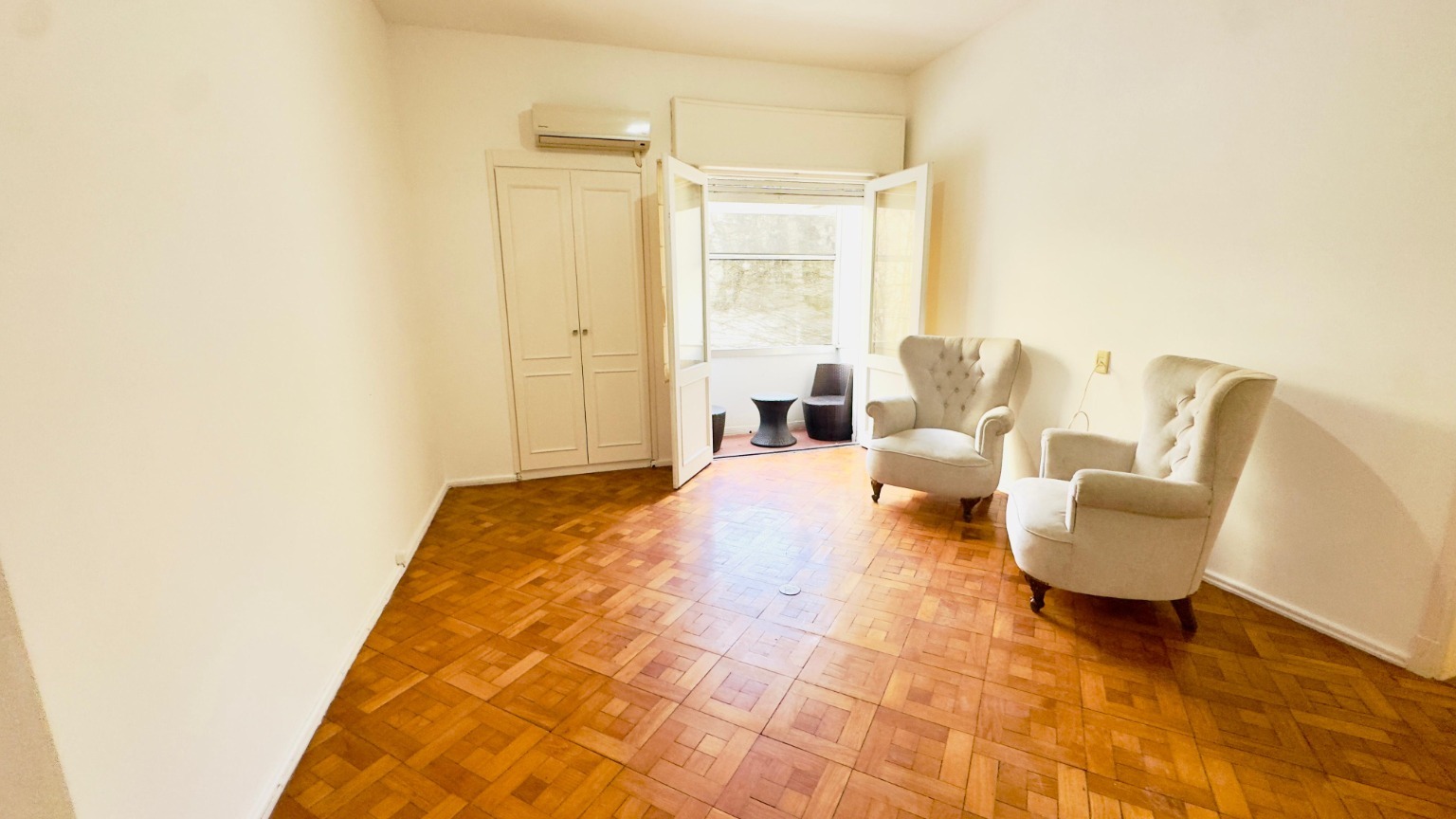 ALQUILER APARTAMENTO CENTRO, 2 DORMITORIOS, CONTRAFRENTE, BALCON, 84 M2