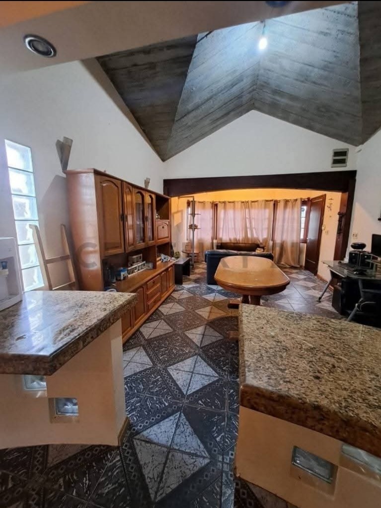 VENTA con renta de $35.000|Casa 3dorm|2baños-Garage|Barbacoa|Jardín|Progreso