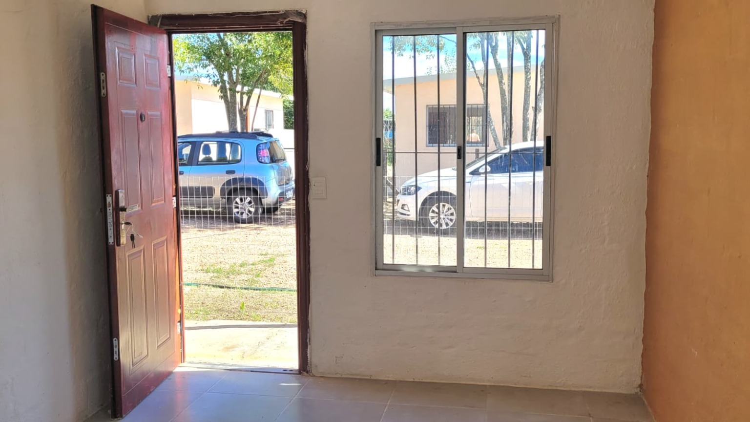 ALQUILER en MANGA, CASAS 2 DORMITORIOS COCHERA PATIO predio cercado próx Belloni · Foto 9