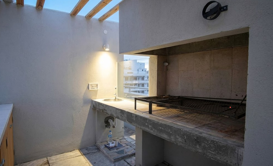 APARTAMENTO AMUEBLADO 1 dormitorio /frente a la playa+terraza+jacuzzi+parrillero · Foto 12