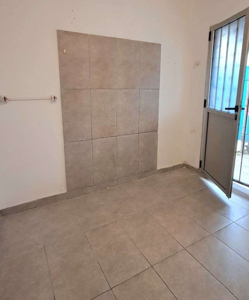 Alquiler/A Estrenar/2 Dormitorios/Patio/Lugar para auto/Excelente Ubicacion!! · Photo 6