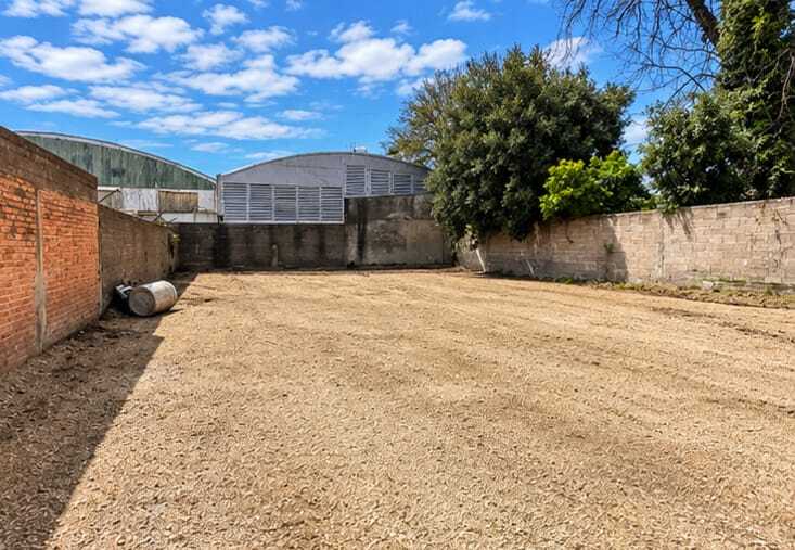 Alquiler Terreno 735m2/Terreno potencial logístico comercial/Peñarol/Montevideo · Photo 1