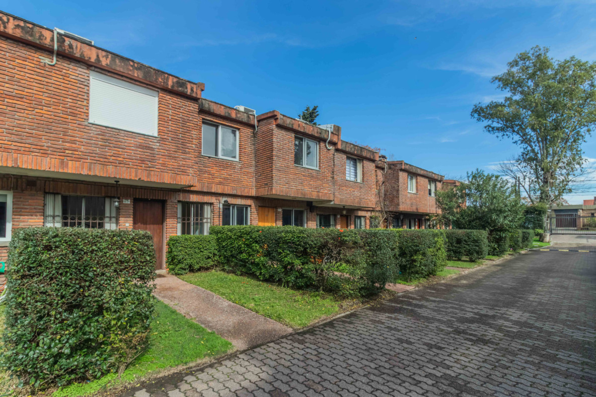 Casa en Complejo Privado en Carrasco Norte