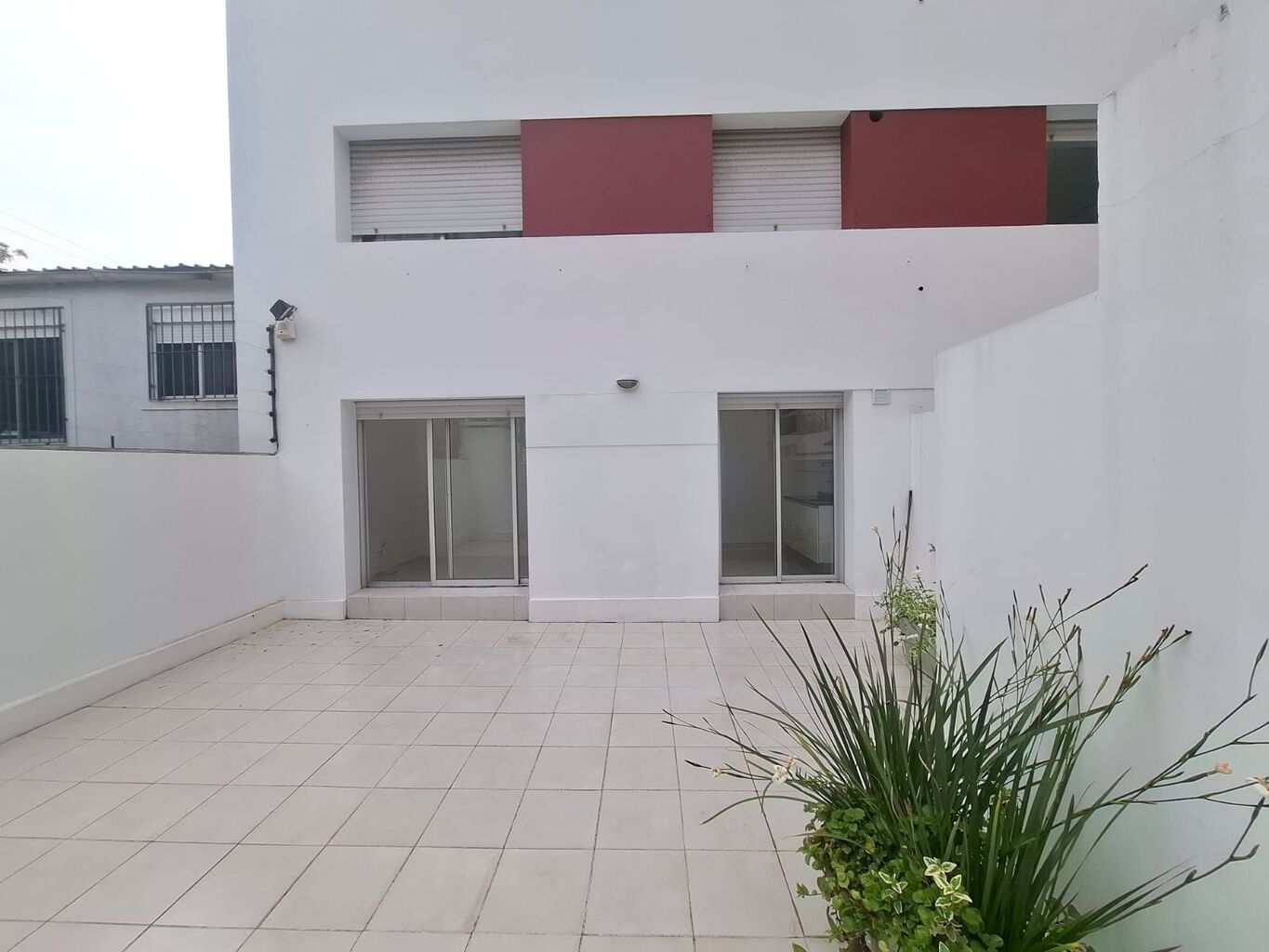 Alquiler de monoambiente con patio en Puerto del Buceo · Foto 10