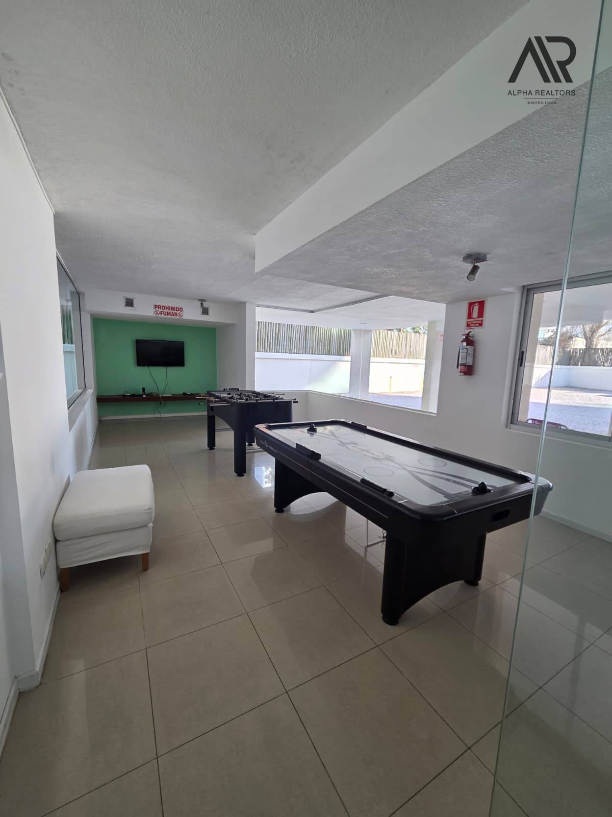 Apartamento en alquiler c/ cochera en Playa Mansa · Foto 5