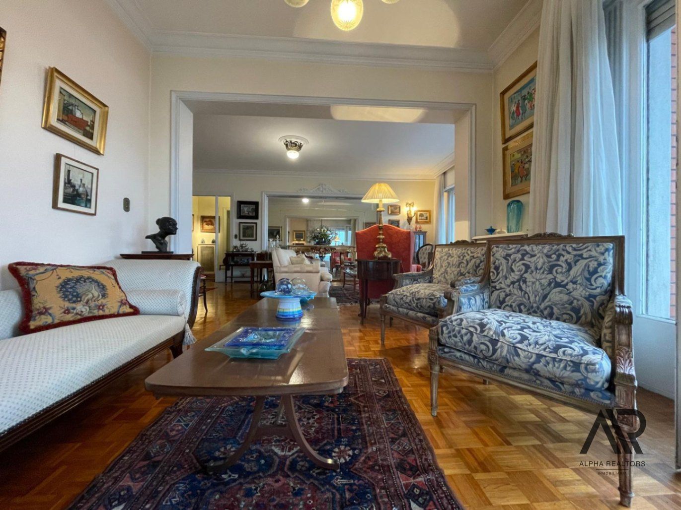 Alquiler apartamento 4 dormitorios con terraza y garage Punta Carretas