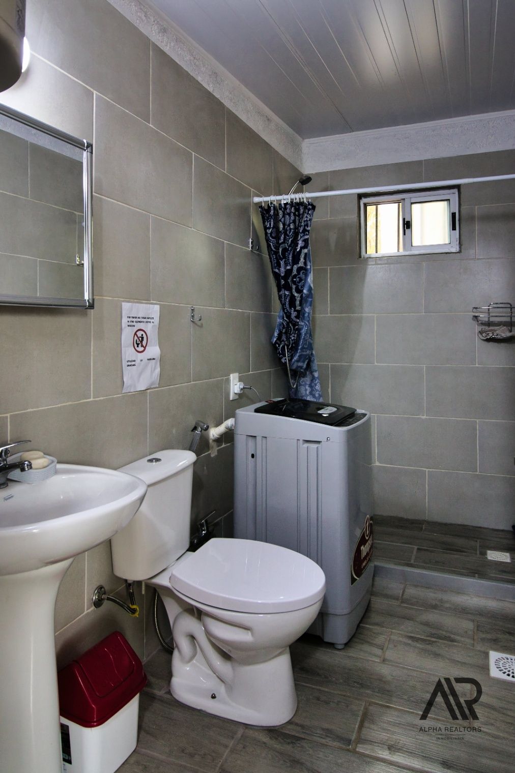 Casa en alquiler c/ cochera en Santa Ana · Photo 7