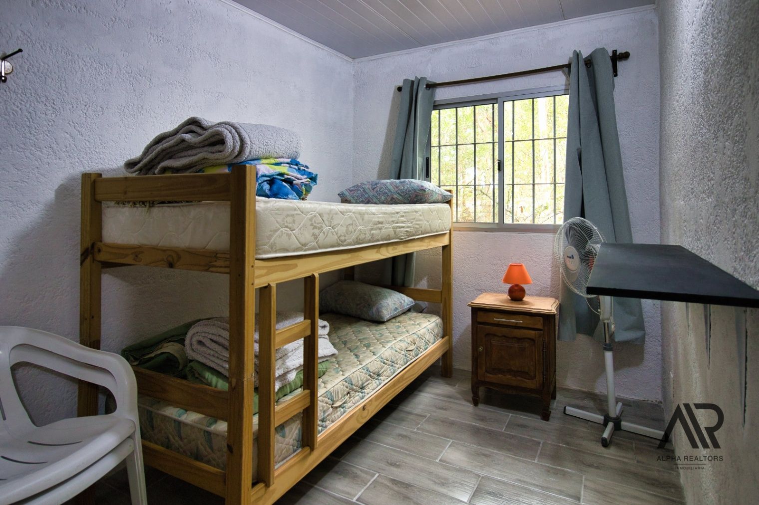 Casa en alquiler c/ cochera en Santa Ana · Photo 6