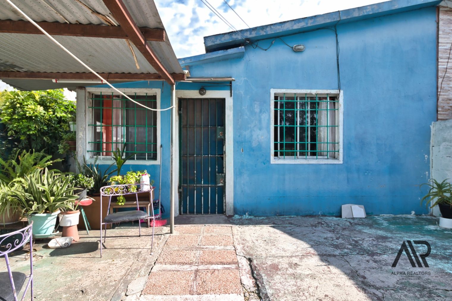 Casa en venta c/ cochera en Ituzaingó