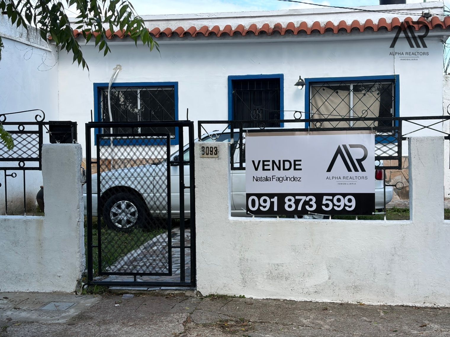 Venta 2 Casas 2 y 1 dormitorios Flor de Maroñas, con Renta