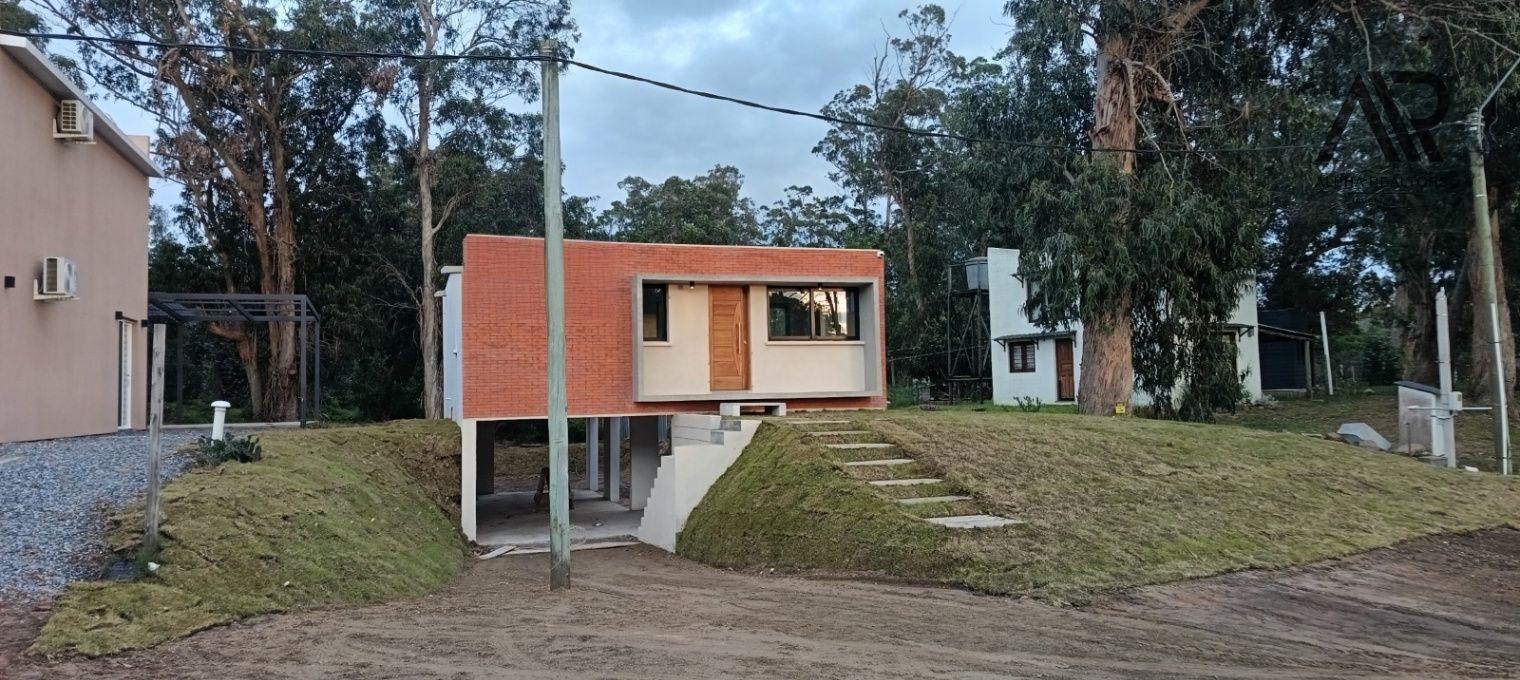 Casa en venta c/ cochera en Ocean Park