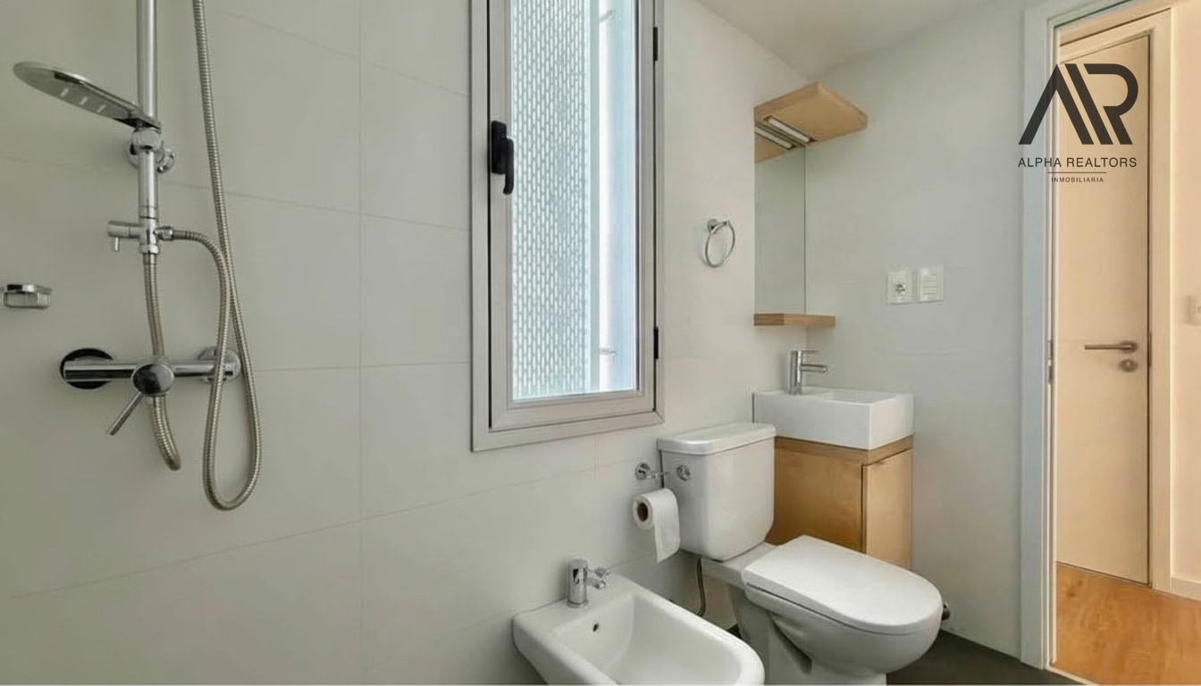 Alquiler de monoambiente con terraza al frente en Cordón Sur! · Foto 7