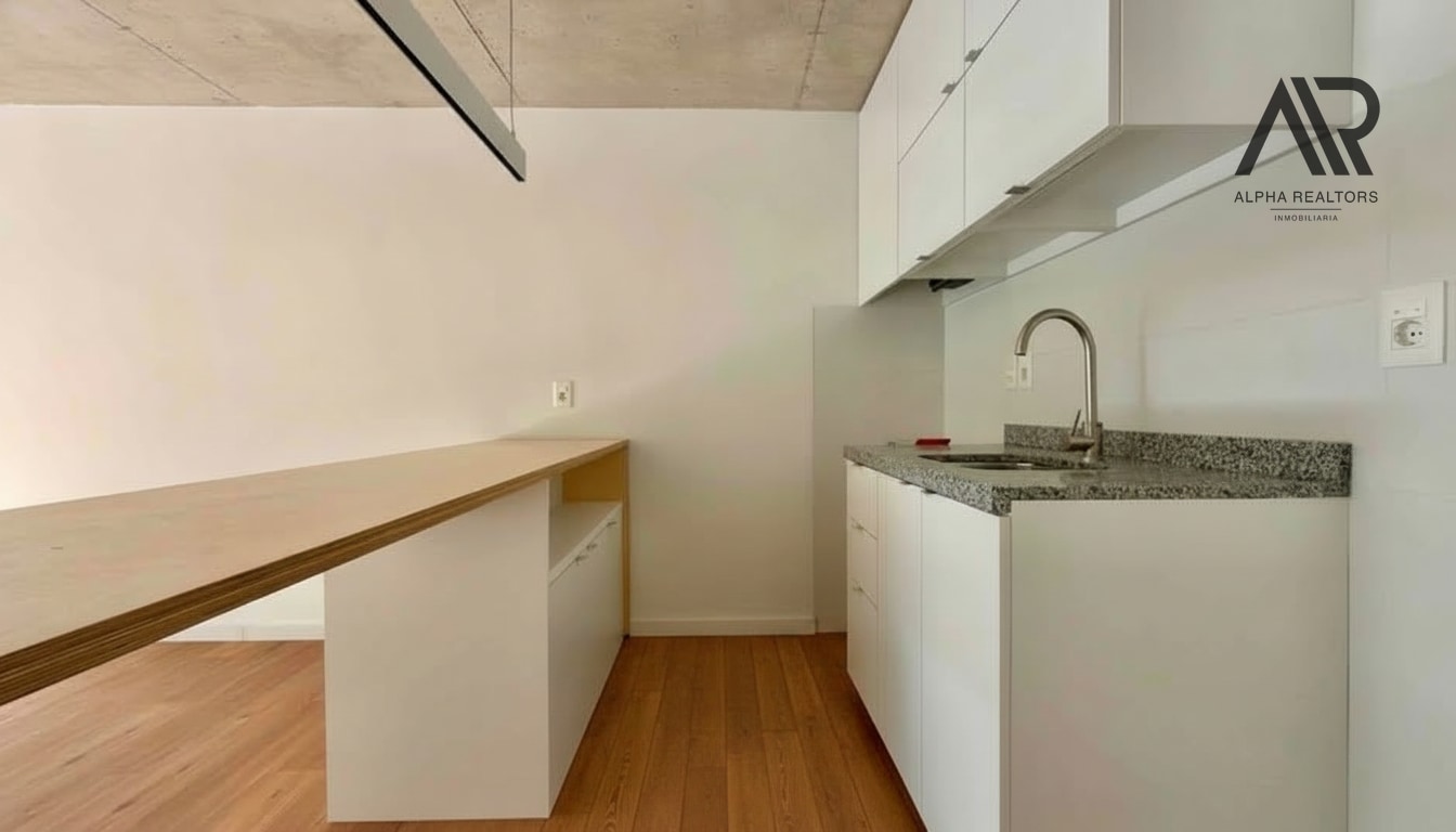 Alquiler de monoambiente con terraza al frente en Cordón Sur! · Foto 5