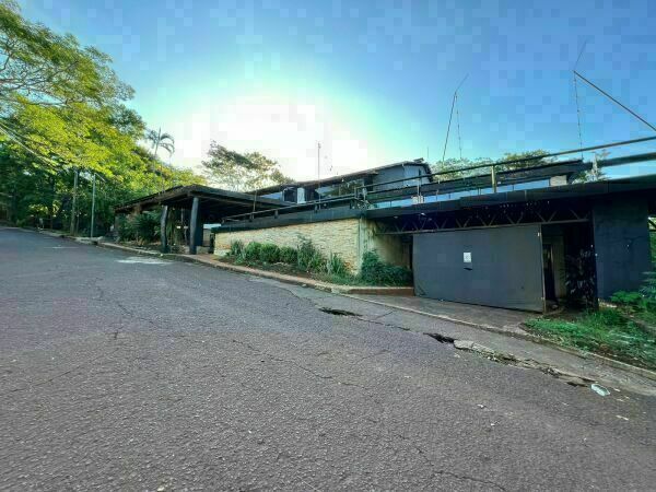 TERRENO EN EXCLUSIVA ZONA CENTRICA DE CIUDAD DEL ESTE! — foto 3