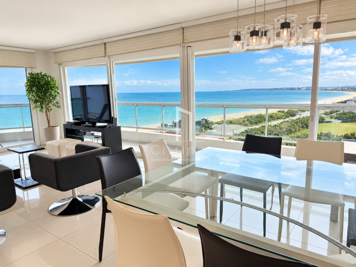 APARTAMENTO EN ALQUILER CON VISTA A ISLA GORRITI TORRE AQUARELA PUNTA DEL ESTE 3 DORMITORIOS EN SUITE + DEPENDENCIA · Photo 2
